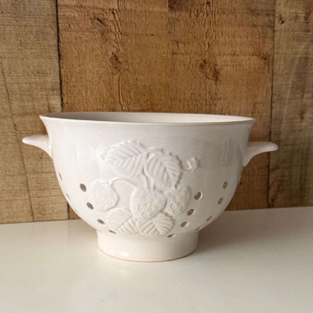 Vintage Colander Ceramic White with Strawberry Design 🍓
